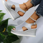 Maeve – Sandalias de cuña relajadas