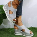 Maeve – Sandalias de cuña relajadas